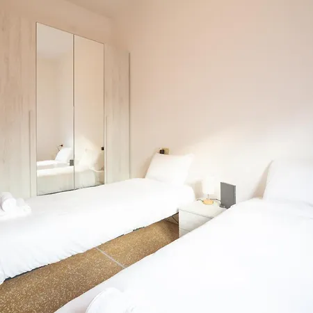 Realkasa Vicolo Otto Colonne