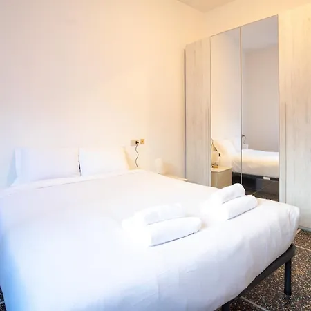 Realkasa Vicolo Otto Colonne Apartment *