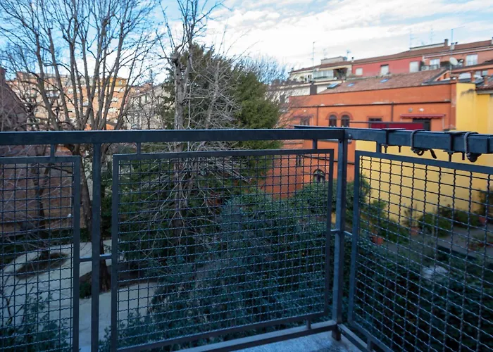 Realkasa Vicolo Otto Colonne * بولونيا